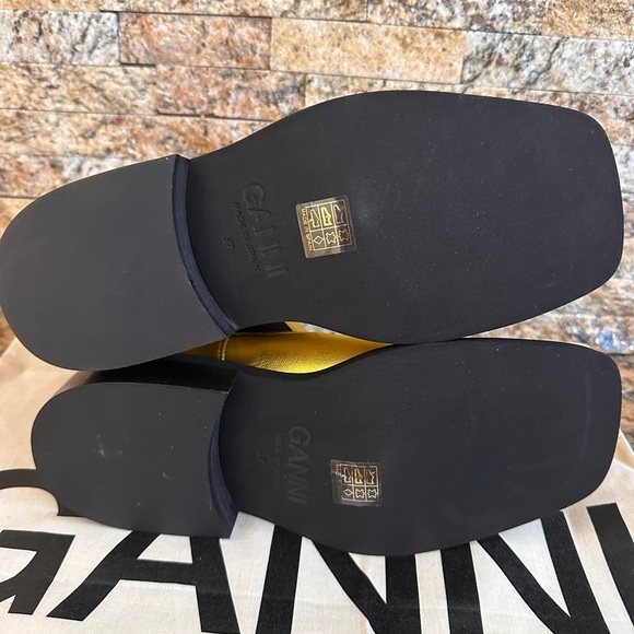 Ganni Gold Metallic Chelsea Ankle Boots - Picture 6 of 13